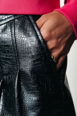 Linde Croco Vegan Leather Short | Black | Colourful Rebel Clearance
